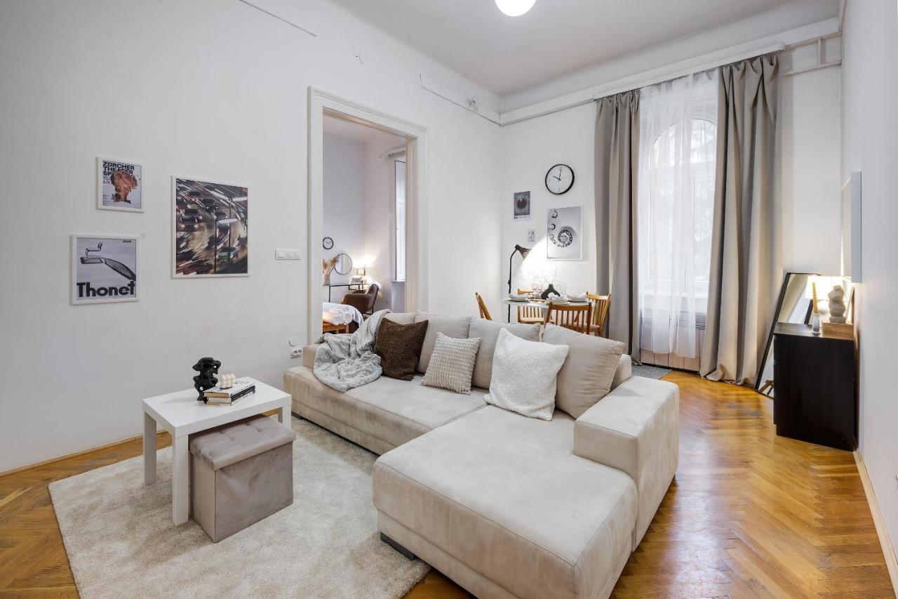 Felsoerdosor Residence Budapest Exterior photo